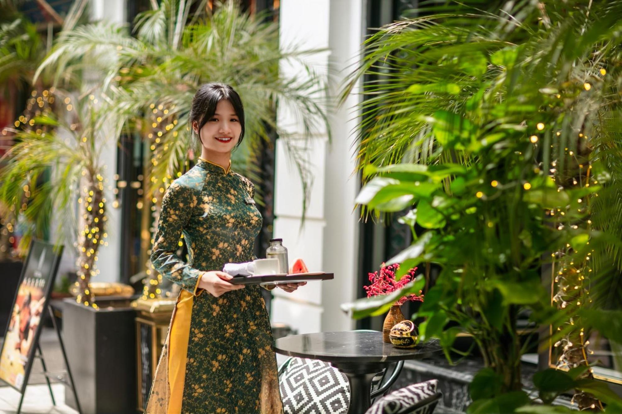 Salute Premium Hotel & Spa Hanoi Exterior photo